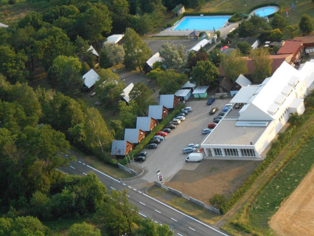 Penzion Aqua Maria Velaty Exterior photo